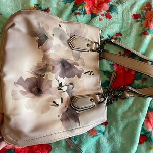 Used LIKE NEW Vera Wang Satchel